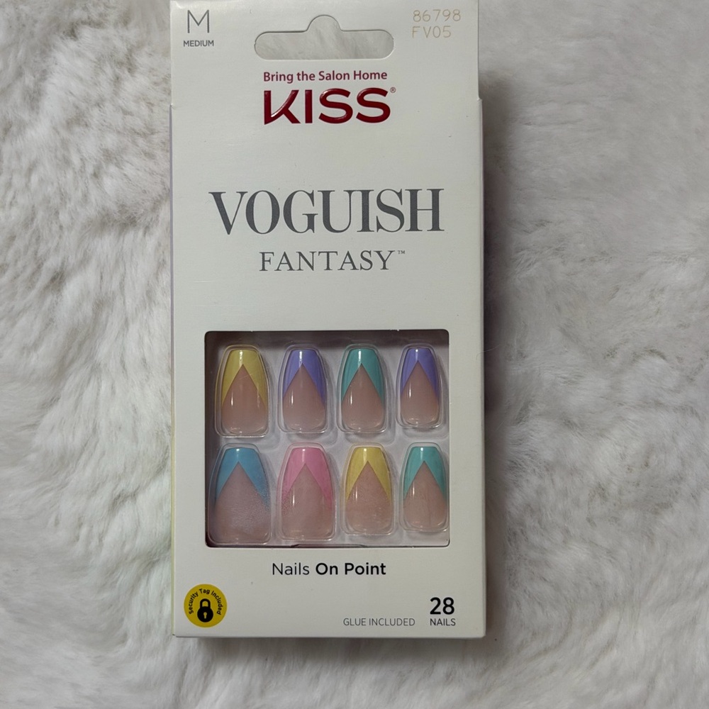 KISS Voguish Fantasy Multicolor Press-On Nails
